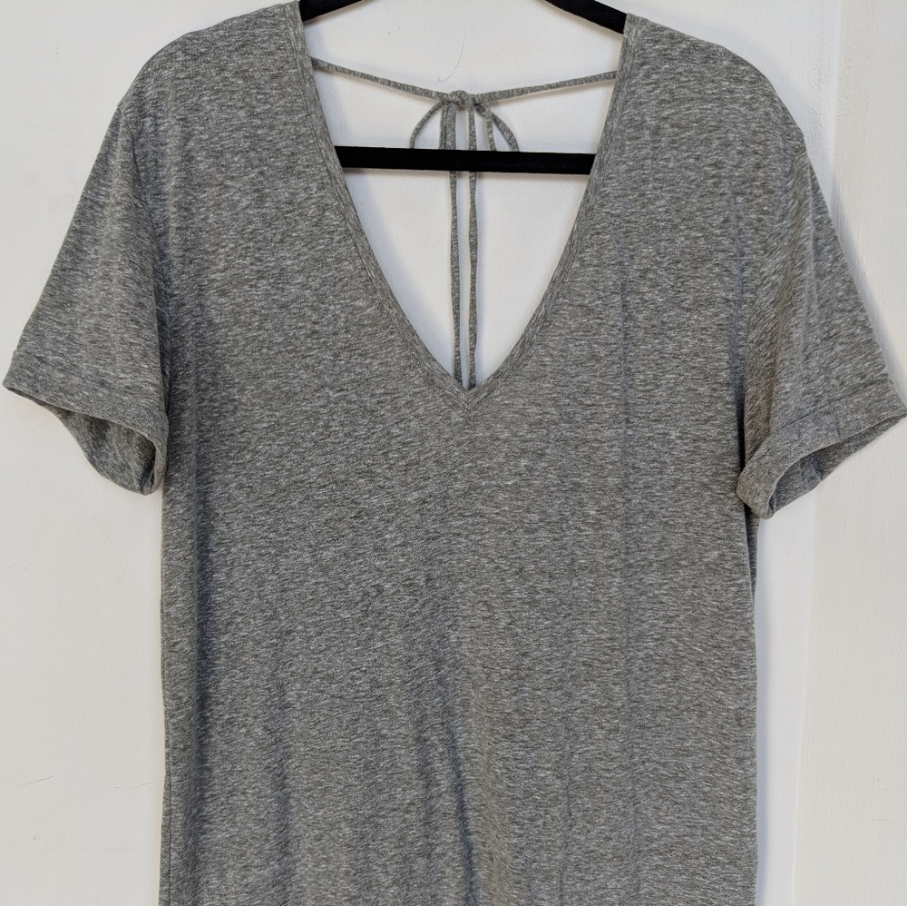 Victoria'sSecret🐨deep V-neck & V-back🐨sz L🐨VGUC